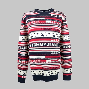 Tommy Hilfiger férfi kötött pulóver, színes mintás
